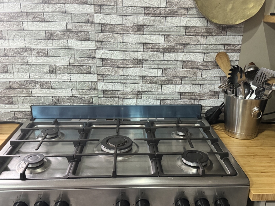 4 Bedroom Property for Sale in Outeniquasbosch Western Cape